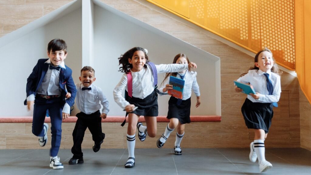 Organisez un événement de rentrée scolaire dans une salle interactive